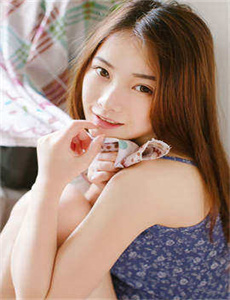 粉嫩极品国产在线播放-ed2k julia
