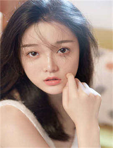 女人不是月亮